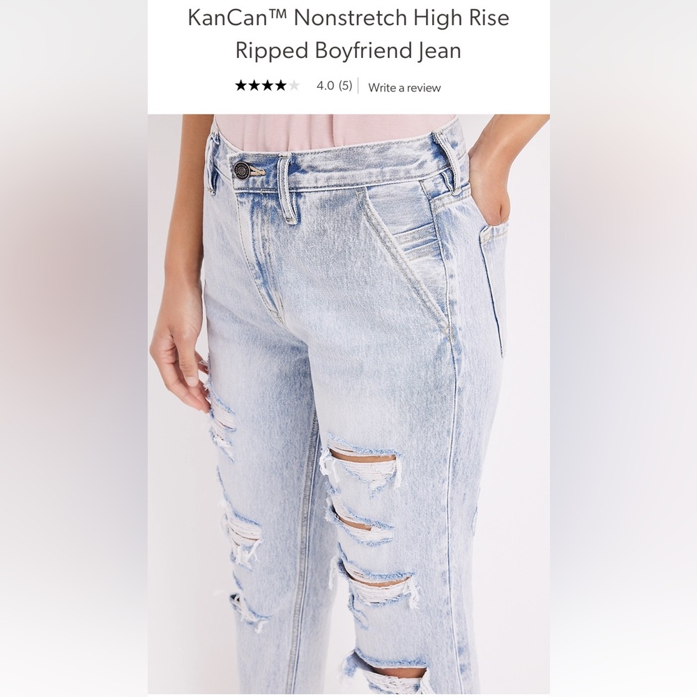NWT Light wash KanCan Boyfriend Fit Jeans